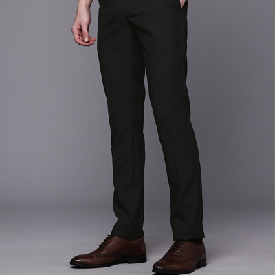 Men Slim Fit Flat-Front Chinos Trousers